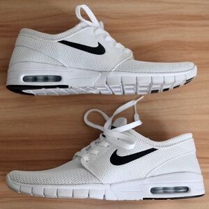 Nike SB Janoski Max white / black. Like new
